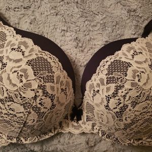 Torrid Curve Microfiber and Lace new w tags 46B